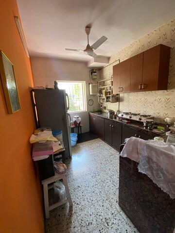 Living Room in 3 BHK Apartment at Louisiana Apartment, Santacruz West – for Rent