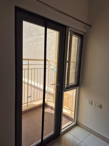 Room in 2 BHK Apartment at Prestige Finsbury Park Hyde, Bagaluru  – for Rent