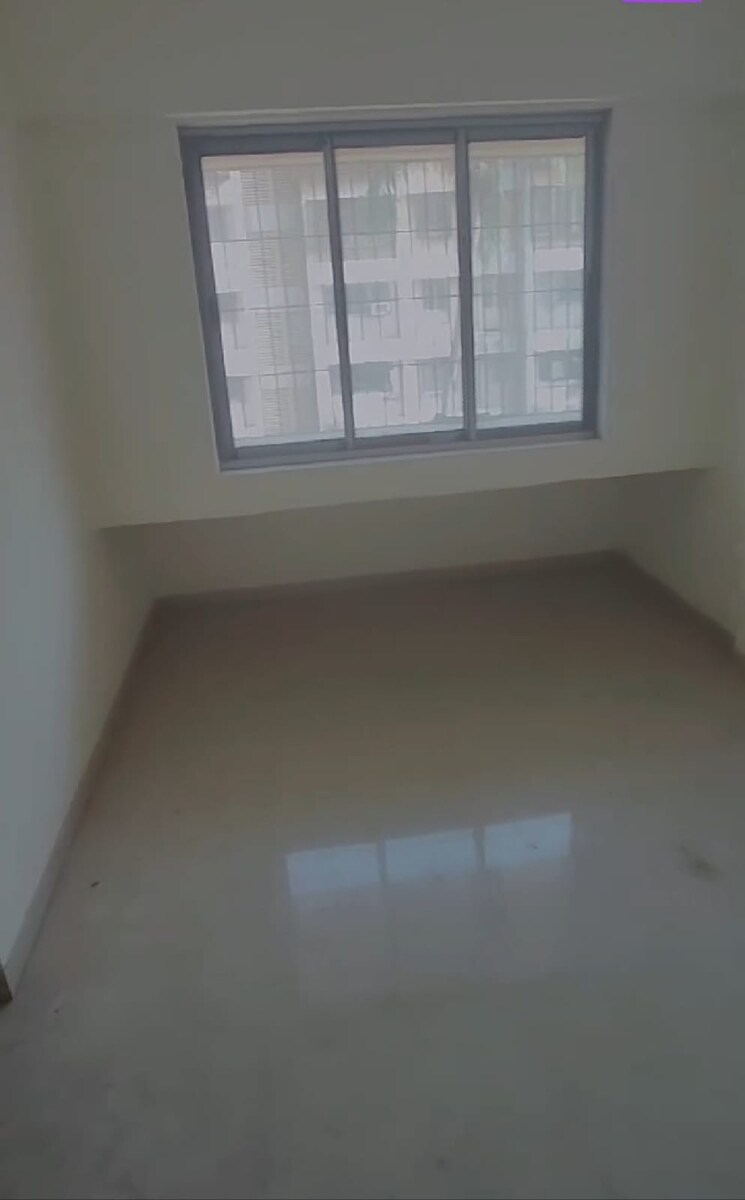Room, malad west 1 Bedroom 305 Sq.Ft. Apartment In Malad West Mumbai 8278556