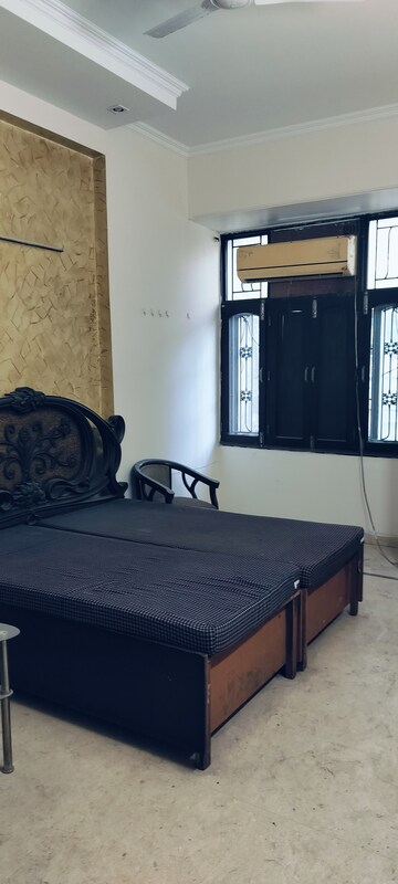 Bedroom in 4 BHK Independent House at RWA Apartments Sector 50, Sector 50 – for Rent
