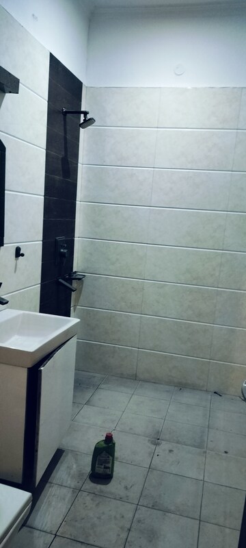 Bathroom in 4 BHK Independent House at RWA Apartments Sector 50, Sector 50 – for Rent