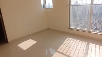 Room in 1 BHK Apartment at Godrej Nest Kandivali, Kandivali East – for Rent