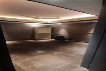 Parking in 5 BHK Apartment at Lodha Trump Tower, Worli – for Rent