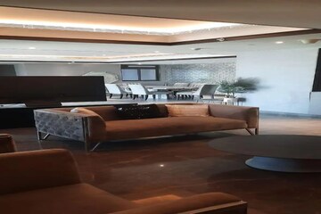 5 BHK Apartment For Rent in Lodha Trump Tower, Worli