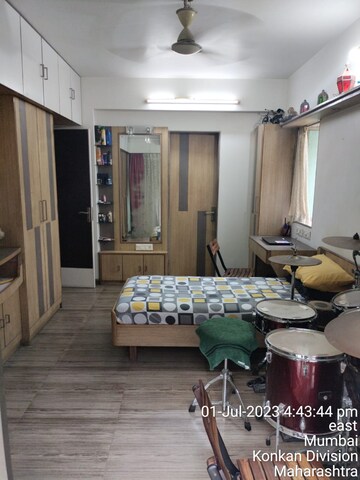 Bedroom in 3 BHK Apartment at Raj Galaxy II, Santacruz East – for Rent