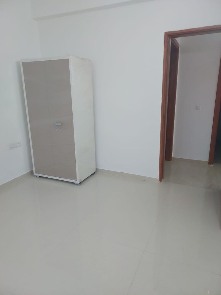 Room, omaxe-lake 3 Bedroom 1950 Sq.Ft. Apartment In North Mullanpur Chandigarh 8279058