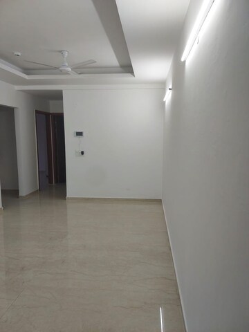 Room in 3 BHK Apartment at Omaxe Lake, North Mullanpur – for Sale
