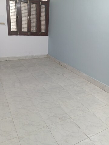 2.5 BHK Builder Floor For Rent in Krishna Nagar Delhi  8279068