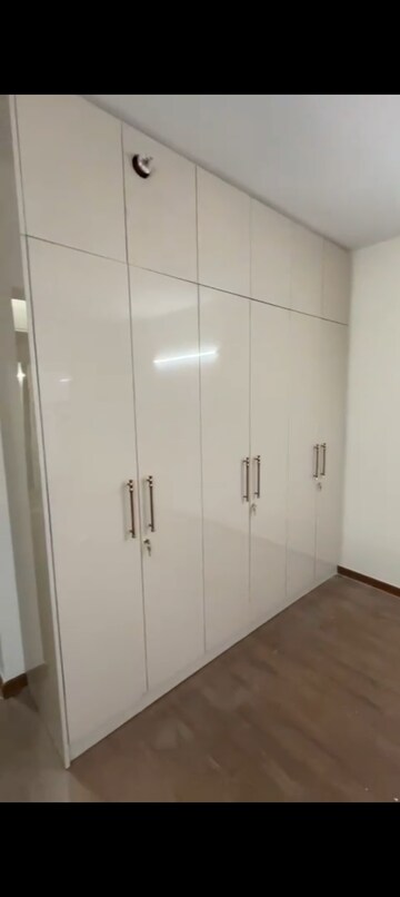 Bathroom in 4 BHK Apartment at Shapoorji Pallonji Joyville Phase 2, Sector 102 – for Rent