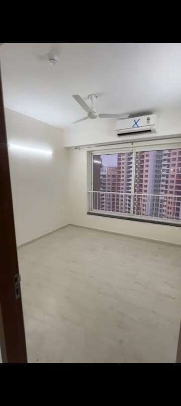 Room in 4 BHK Apartment at Shapoorji Pallonji Joyville Phase 2, Sector 102 – for Rent