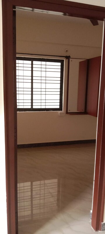 Room in 1 BHK Builder Floor at Hsr Layout – for Rent