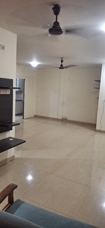 Bathroom in 2 BHK Apartment at Lokhandwala Whispering Palms XXclusives, Kandivali East – for Sale
