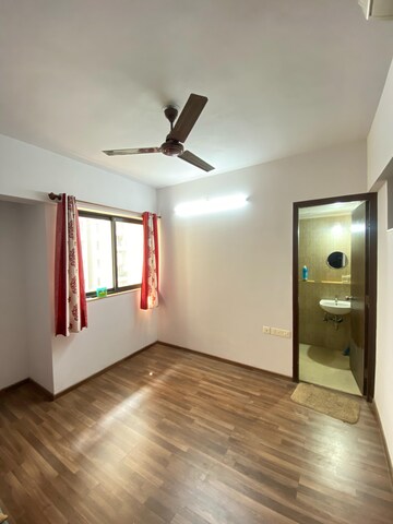 Master Bedroom in 1.5 BHK Apartment at Lodha Palava City Lakeshore Greens, Dombivli East – for Rent