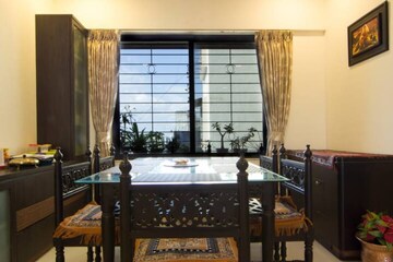 Living Room in 3 BHK Apartment at Parinee Anand Villa, Santacruz West – for Rent