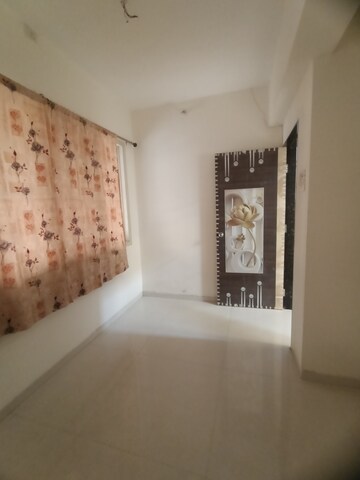 Room in 2 BHK Apartment at Amar Raj Vaibhav NX, Dombivli West – for Rent