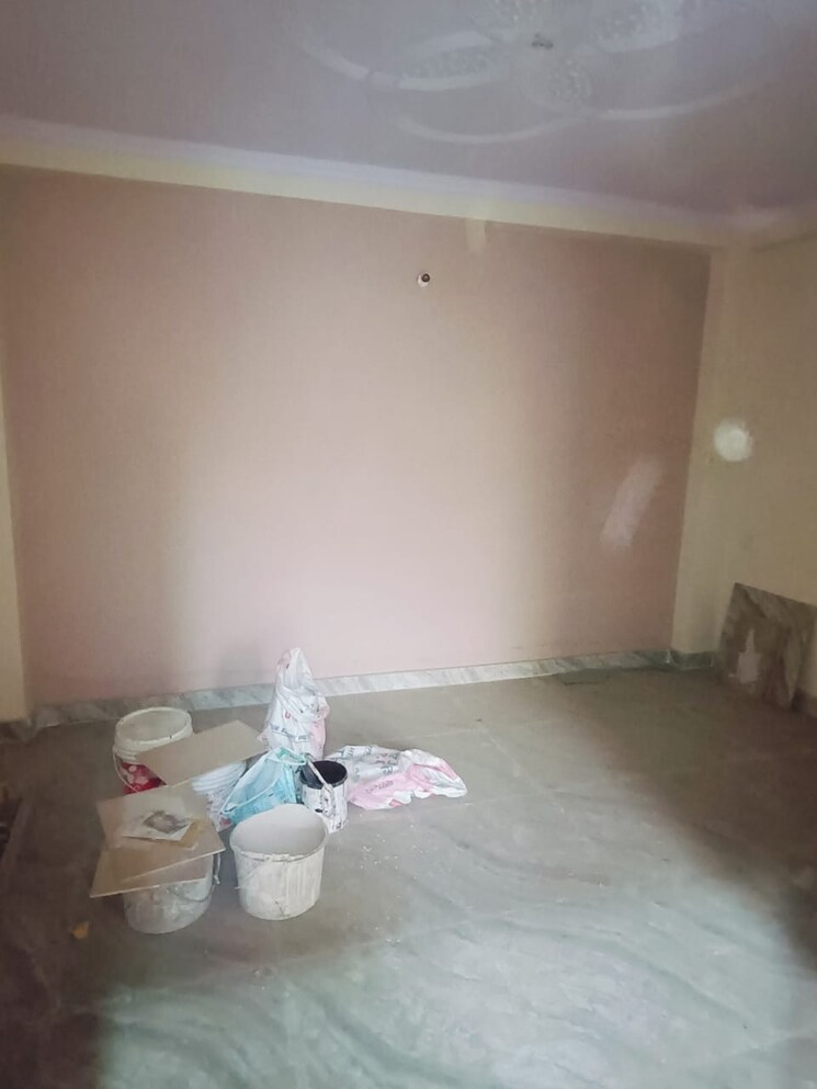 Room, new ashok nagar 1 Bedroom 404 Sq.Ft. Apartment In New Ashok Nagar Delhi 8279741