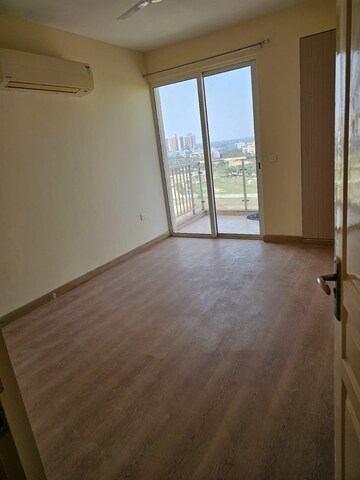 Room in 3 BHK Apartment at Experion The Heart Song, Sector 108 – for Rent