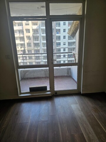 Room in 3 BHK Apartment at Experion The Heart Song, Sector 108 – for Rent