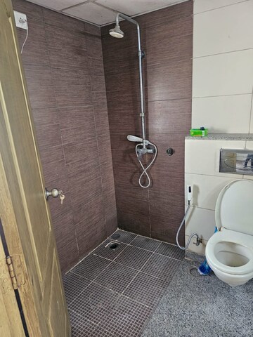 Bathroom in 3 BHK Apartment at Experion The Heart Song, Sector 108 – for Rent