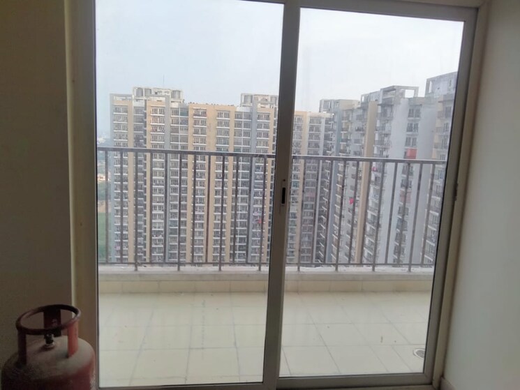 Room, stellar-135 3.5 Bedroom 1450 Sq.Ft. Villa In Sector 135 Noida 8279631