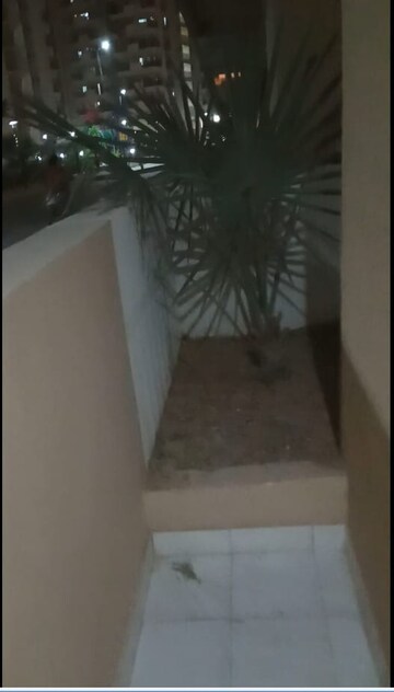Room in 3.5 BHK Villa at Stellar 135, Sector 135 – for Rent