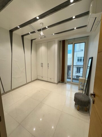 Room in 4 BHK Penthouse at Rani Aakriti Shantiniketan, Sector 143 – for Rent