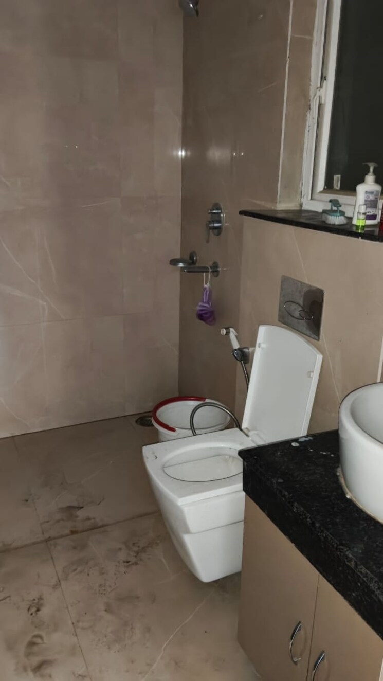 Bathroom, rishita-manhattan 2 Bedroom 905 Sq.Ft. Apartment In Gomti Nagar Lucknow 8279724