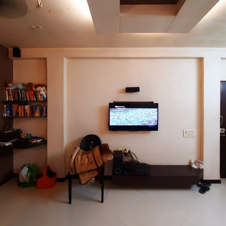  Parking, shiv-sneha-chs 1 Bedroom 480 Sq.Ft. Apartment In Sion Mumbai 8279890