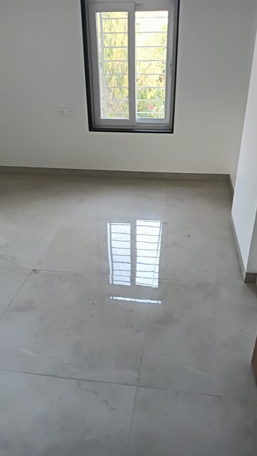 Room in 4 BHK Apartment at Lohia Jain Ra Casa, Bavdhan – for Rent