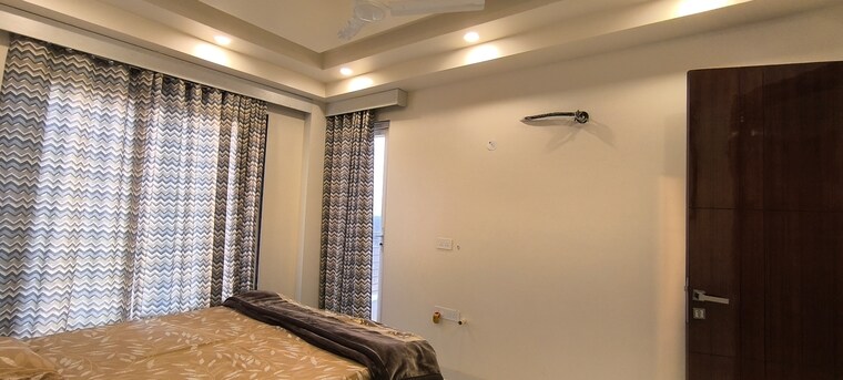 undefined, bptp-amstoria-country-floor 3 Bedroom 1620 Sq.Ft. Builder Floor In Sector 102 Gurgaon 8280051