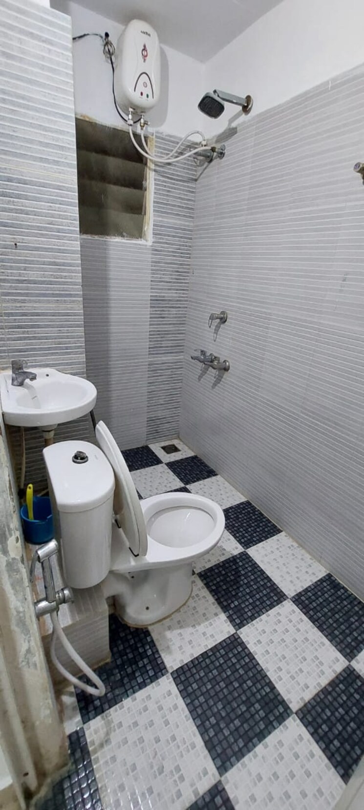 Bathroom, vazhakkala 3 Bedroom 1300 Sq.Ft. Apartment In Vazhakkala Kochi 8280262