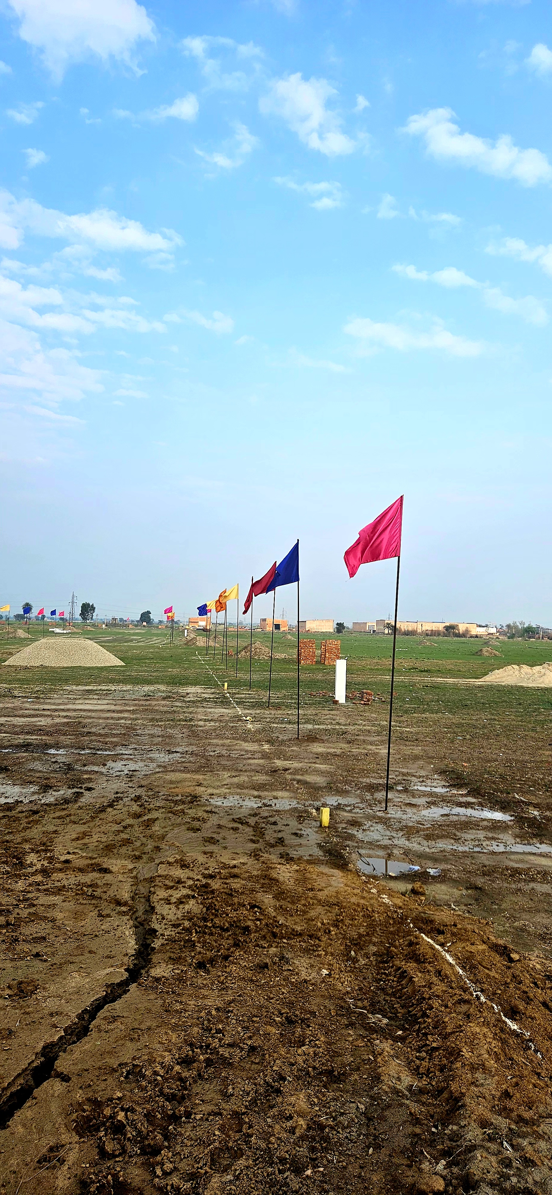 Industrial Plot For Sale in Singh