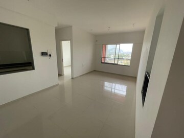 Room in 2 BHK Apartment at Godrej Elements, Hinjewadi – for Rent