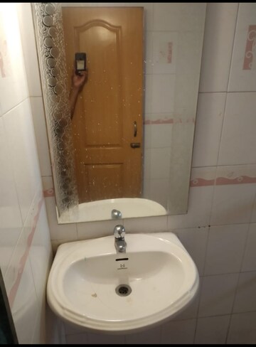 Bathroom in 2 BHK Apartment at Jay Prakash Nagar – for Rent
