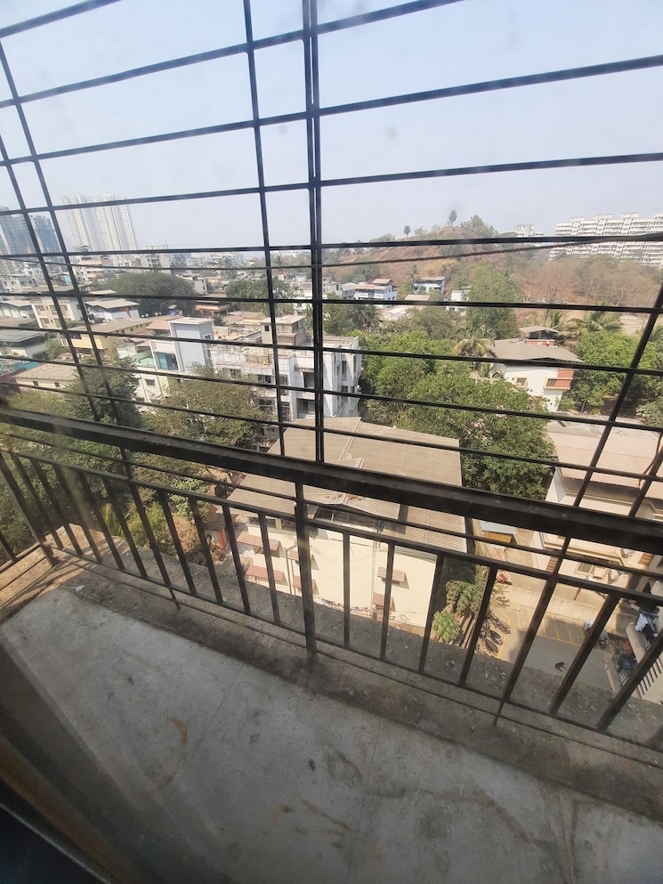 Balcony, squarefeet-joy-square Studio 310 Sq.Ft. Apartment In Kasarvadavali Thane 8280382