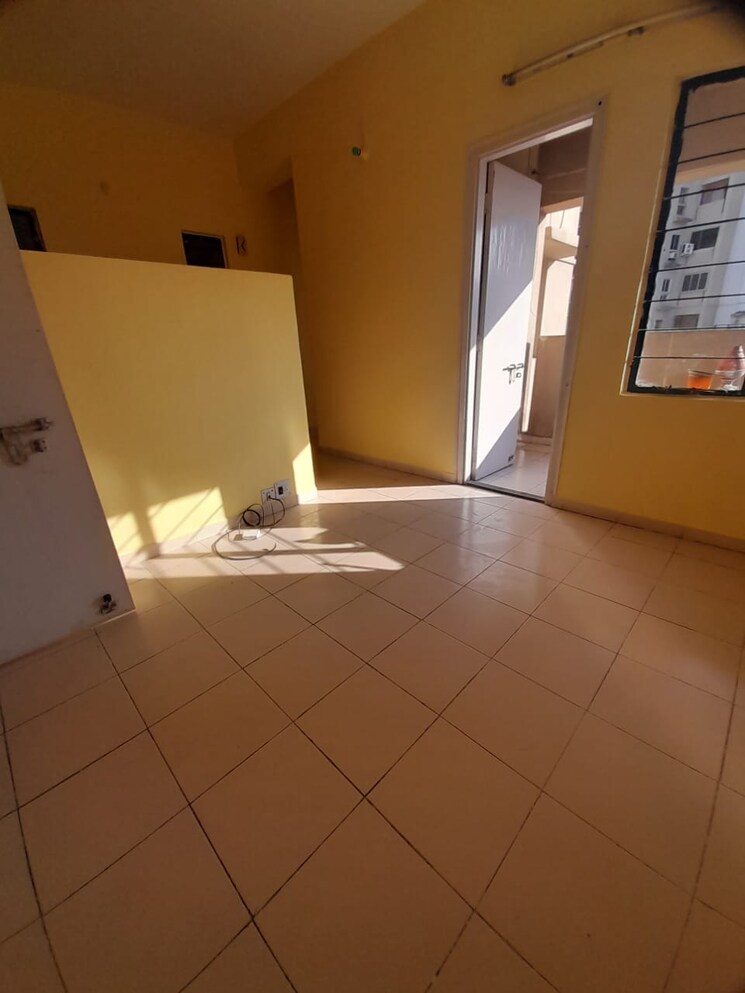 Room, bengal-ambuja-upohar 1 Bedroom 583 Sq.Ft. Apartment In Em Bypass Kolkata 8280180