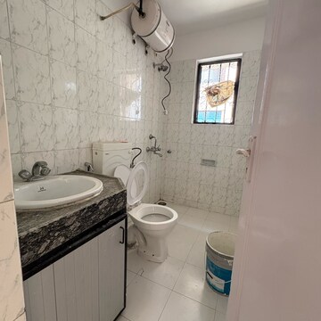 Attached Bathroom in 3 BHK Apartment at Bombay Sappers Colony, Chandan Nagar – for Rent