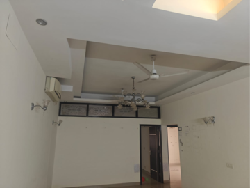 Kitchen in 3 BHK Builder Floor at Safdarjang Enclave – for Rent
