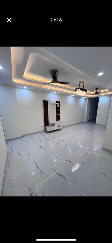 Living Room in 2 BHK Builder Floor at Paschim Vihar – for Rent