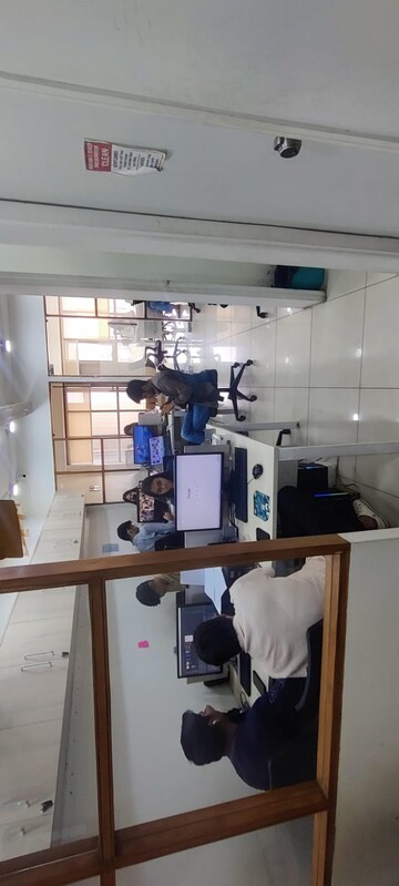  Office Space For Rent in Bodakdev