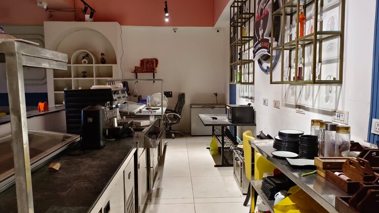 Gym, kankaria road Commercial Shop 3620 Sq.Ft. In Kankaria Road Ahmedabad 8281241