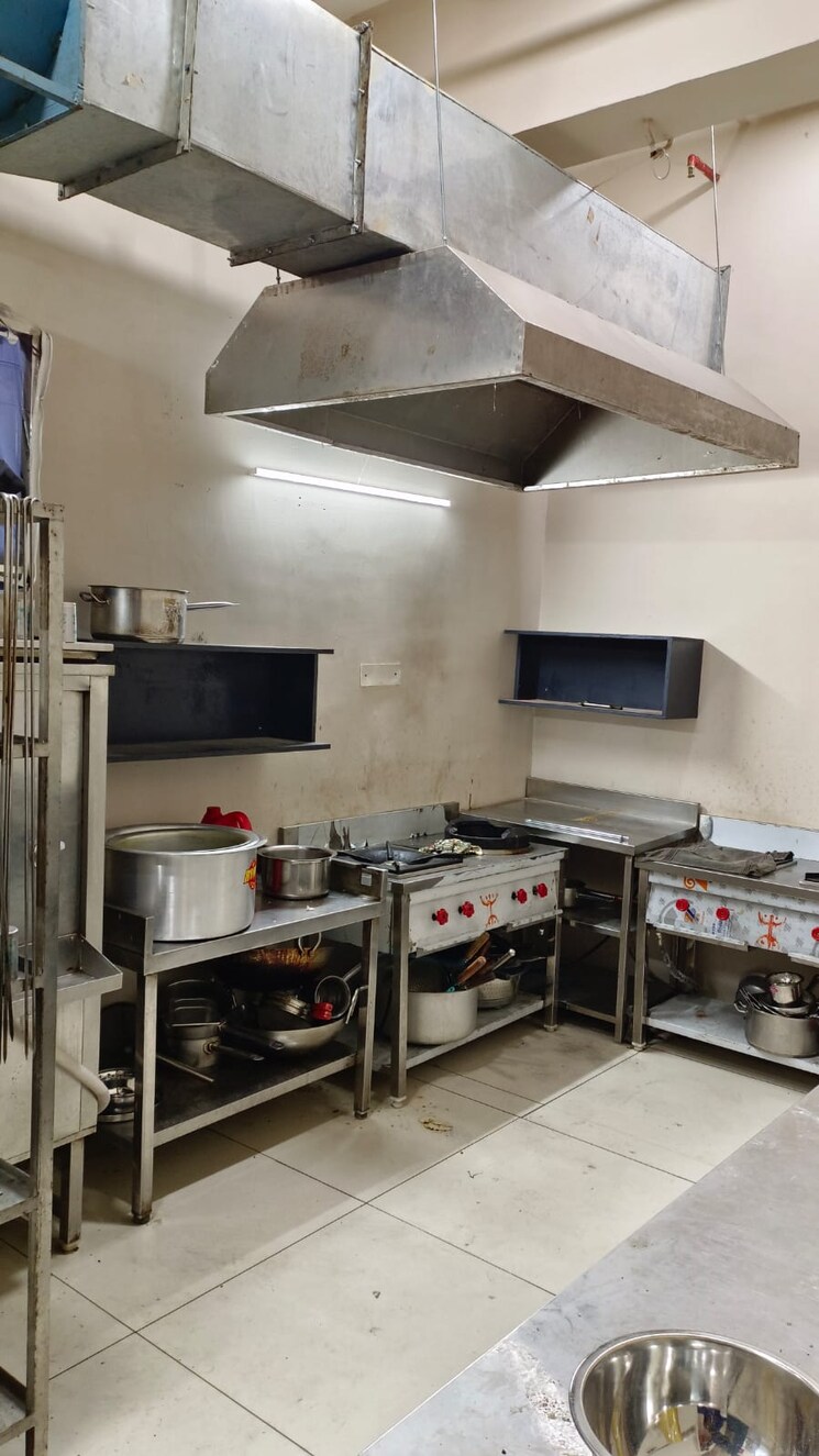 Kitchen, kankaria road Commercial Shop 3620 Sq.Ft. In Kankaria Road Ahmedabad 8281241