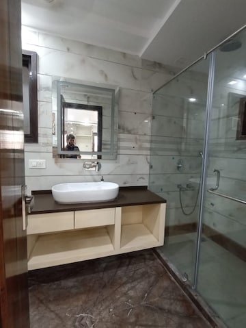 Kitchen in 3 BHK Builder Floor at Paschim Vihar – for Rent