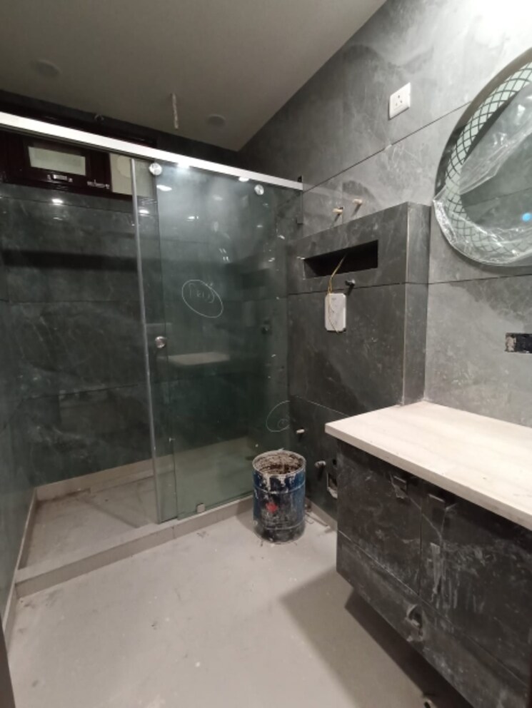 Kitchen, paschim vihar 3 Bedroom 1800 Sq.Ft. Builder Floor In Paschim Vihar Delhi 8281458