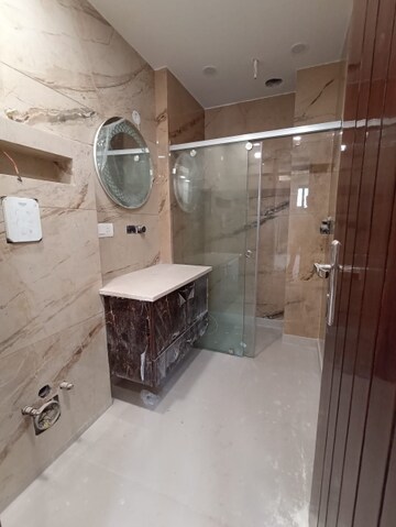 Master Bedroom in 3 BHK Builder Floor at Paschim Vihar – for Rent