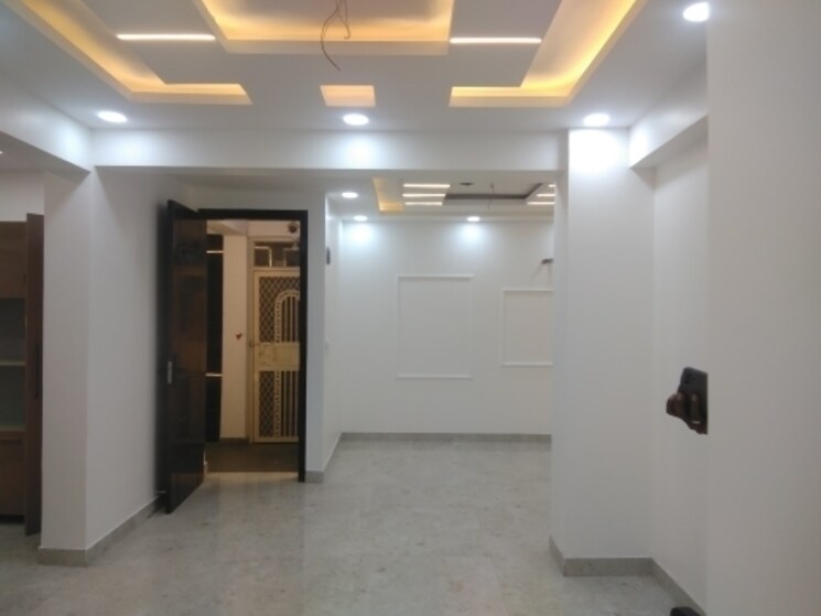undefined, dwarka 5 Bedroom 3500 Sq.Ft. Apartment In Dwarka Delhi 8281463