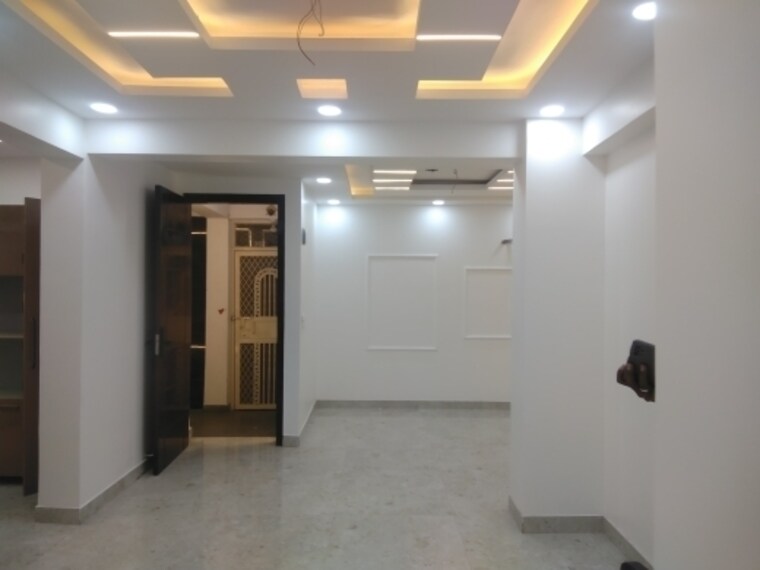 undefined, dwarka 5 Bedroom 3500 Sq.Ft. Apartment In Dwarka Delhi 8281463