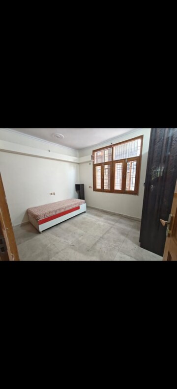 Bedroom in 1 RK Builder Floor at Rohini Sector 11 – for Rent