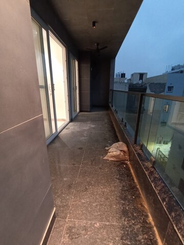 Balcony in 3 BHK Builder Floor at Paschim Vihar – for Rent