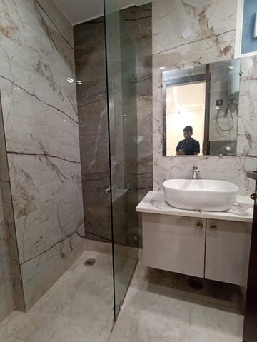 Bathroom in 3 BHK Builder Floor at Paschim Vihar – for Rent